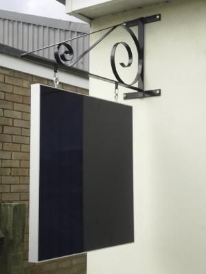 3EF10CBA-BD17-4226-BCCC-B24278F49AC2