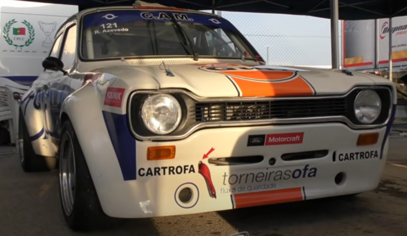 gulf-torneirasofa-cam-ofa-ford-car-racing-vinyl-graphics-front-left