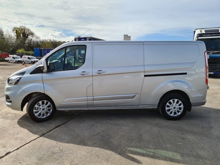 ford-transit-custom-wrap-sign