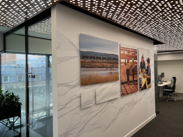 Ian-Pearson-signs-vinyl-graphics-wallpaper-(1)