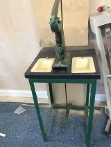 086A09D1-9945-47BA-AAC4-76C13E8C8883