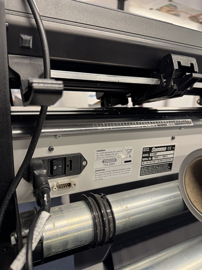 5990CAA6-5C2A-4957-B177-34981356788A