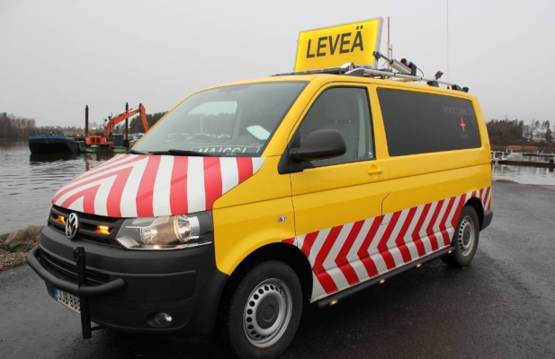 vehicle-wrap-chevrons-reflective-graphics