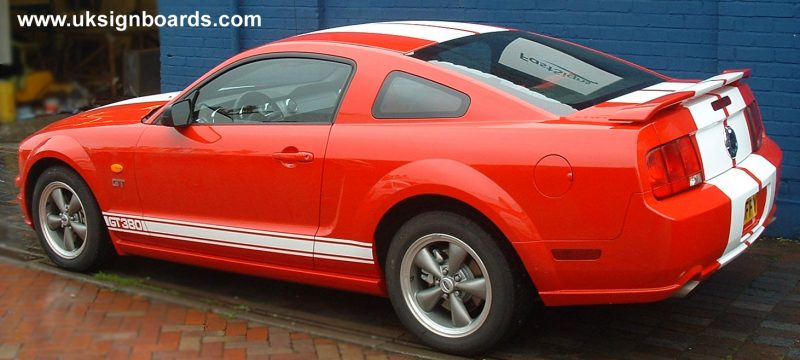 ford-mustang-vinyl-graphics