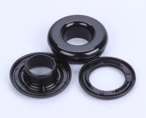 banner-eyelet-plastic