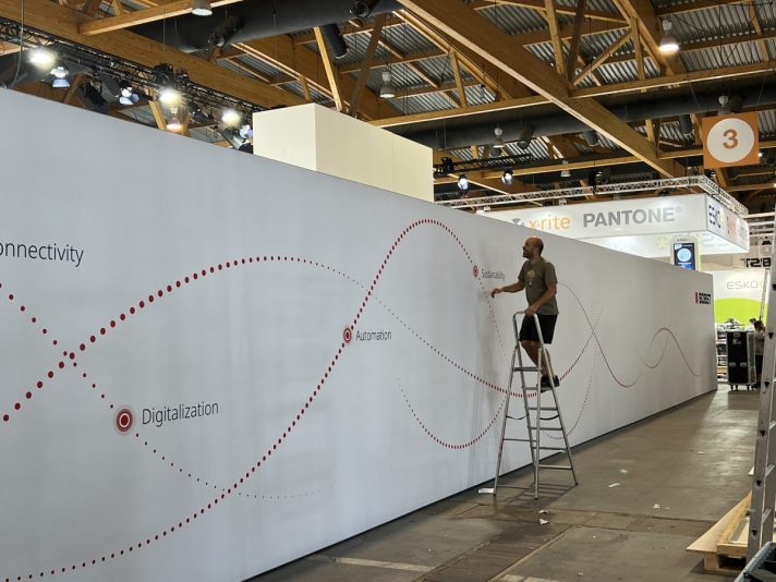 Ian-Pearson-signs-vinyl-graphics-wallpaper-window-etch-print-(1)