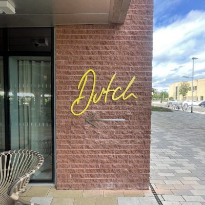 liquid-fixed-wall-sign-uneven-surface