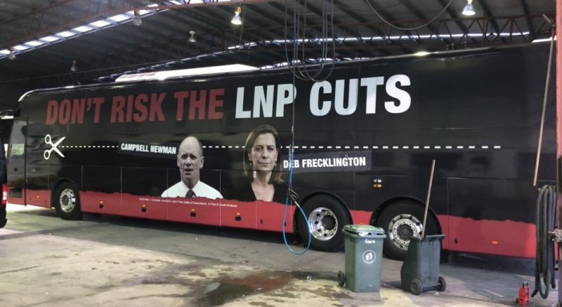 bus-coach-wrap-drew-sign-it-vehicle-wrap