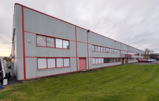 perforated-window-film-vinyl-glass-controvision