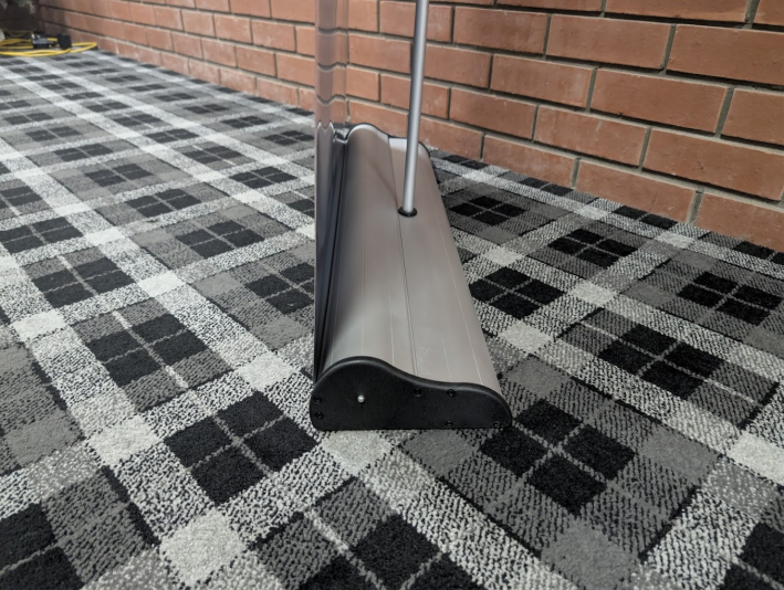 roll-up-banner-stand-printed-sign-rear-bottom-base-cassette-side-view