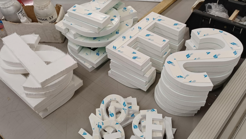 oracal-foamstick-tape-signs-letters