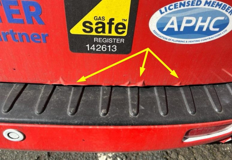 Avery-supreme-wrapping-vinyl-trimming-finishing-2