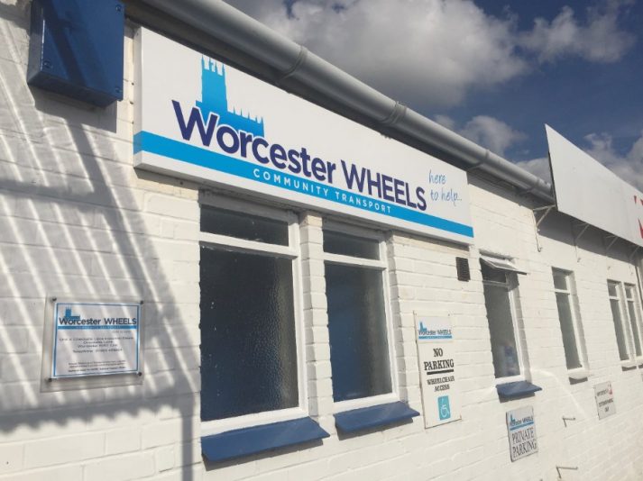 folded-pan-composite-sign