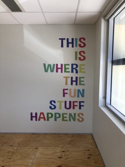 wall-sign-lettering-graphics