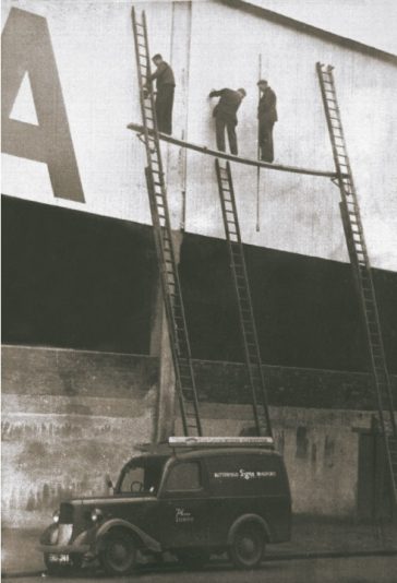 Butterfeild-signs-bradford-traditional-installation-ladders