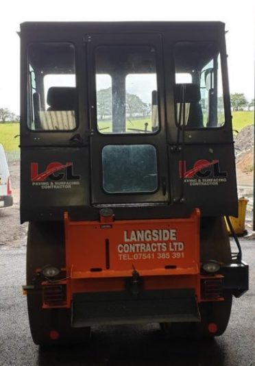 roller-graphics-lettering-vinyl