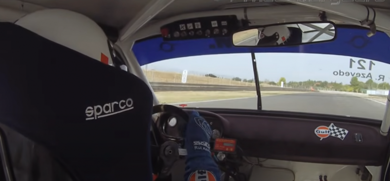 interior-gulf-torneirasofa-cam-ofa-ford-car-racing-vinyl-graphics