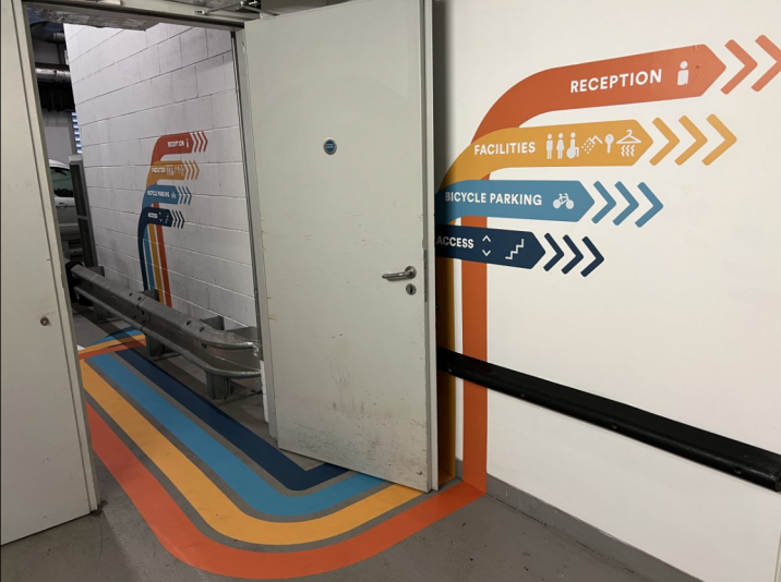 Ian-Pearson-signs-vinyl-graphics-wallpaper-window-etch-print-(3)