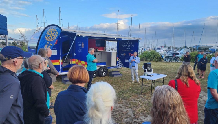 vinyl-wrapped-trailer