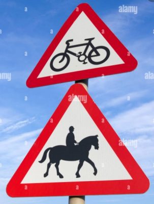 horse-rider-sign-traffic
